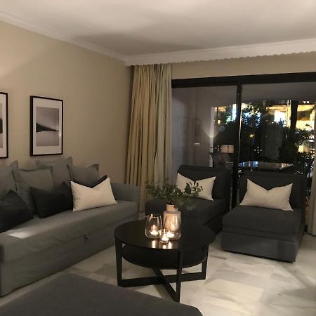 Large And Elegant In Puerto Banus With Pools And Paddle Apartment Marbella Bagian luar foto