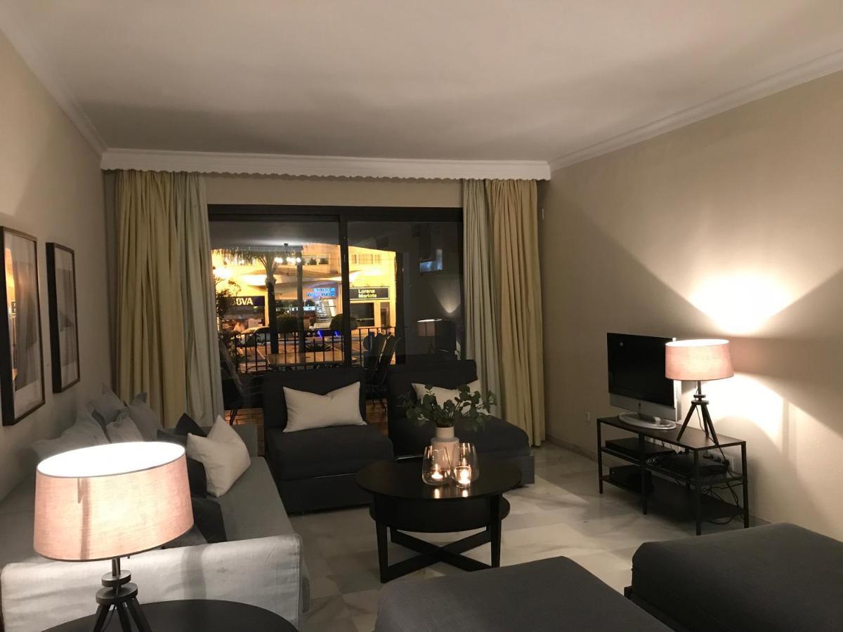 Large And Elegant In Puerto Banus With Pools And Paddle Apartment Marbella Bagian luar foto