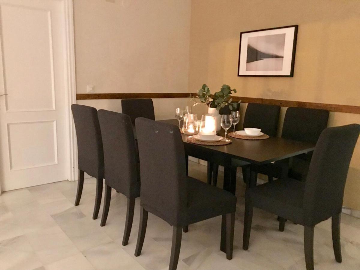 Large And Elegant In Puerto Banus With Pools And Paddle Apartment Marbella Bagian luar foto